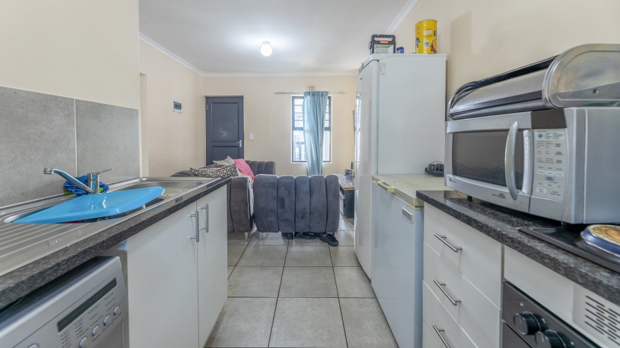 2 Bedroom Property for Sale in Parklands Western Cape